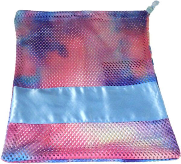 Super Pillowcase in Tie Dye - Image 2